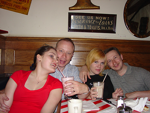 TGI Friday's, Chicago, IL, July 6, 2003