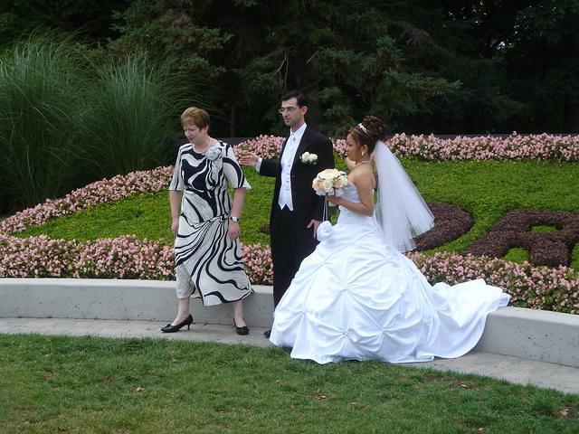 Serge's Mother, Serge and Malou in Edward Garden, Toronto, Aug 25, 2007