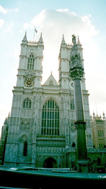 Westminster Abbey, London, Jun 7-18, 2001