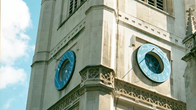 Westminster Abbey Clock, London, Jun 7-18, 2001