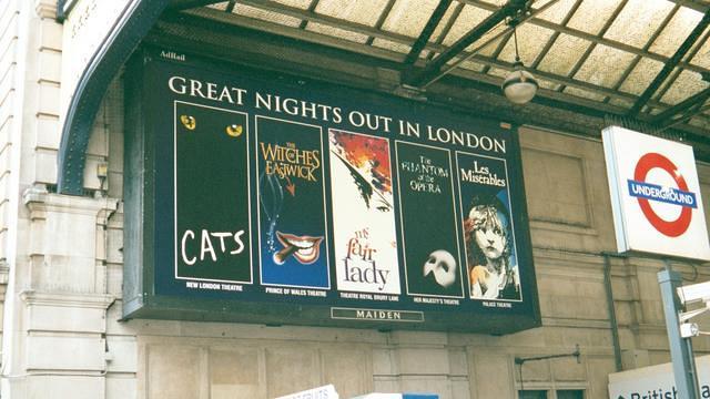 Victoria Station, London, Jun 7-18, 2001