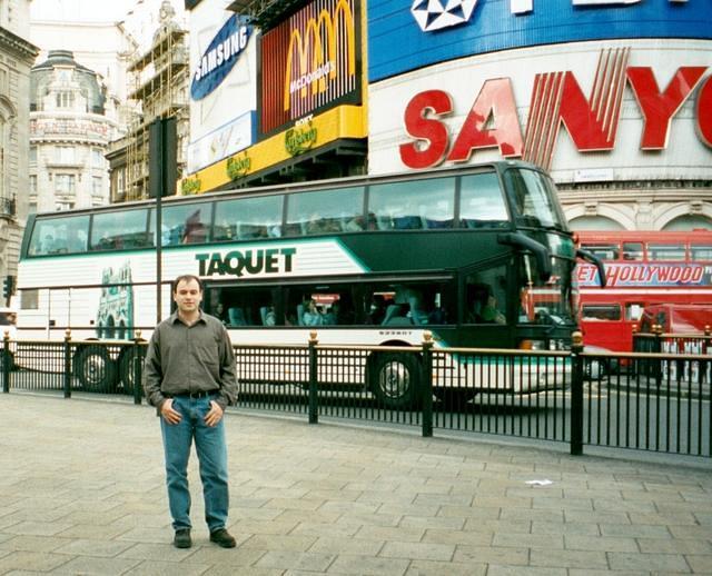 Piccadilly Circus, London, Jun 7-18, 2001