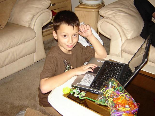 Glen at his grandparent's, November 17, 2007